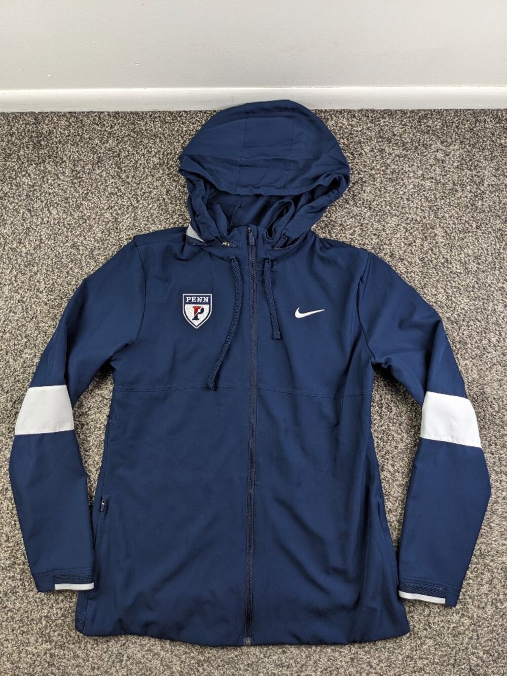 2022 Penn Quakers Jacket University Pennsylvania Nike Windbreaker Womens Large